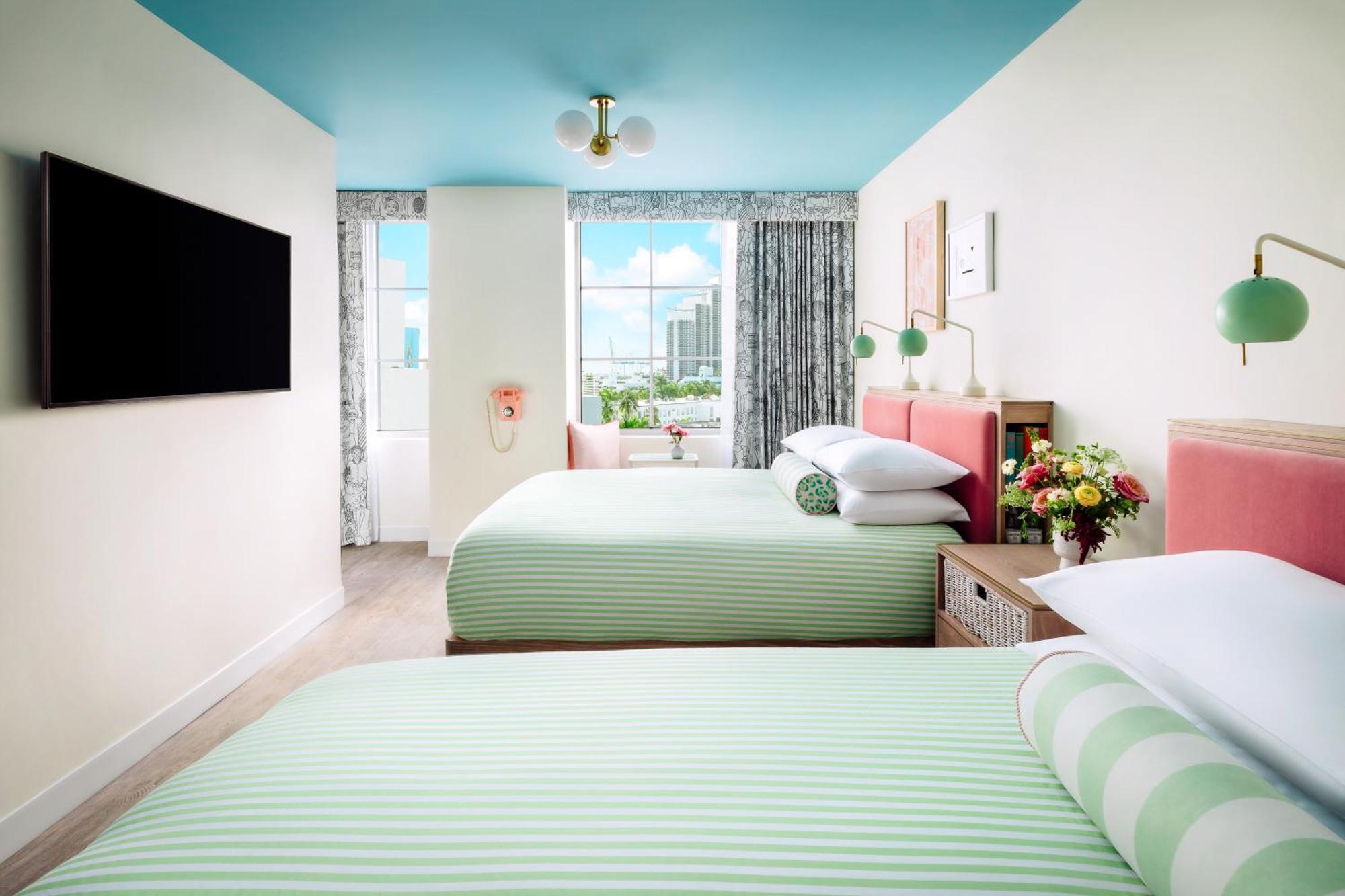 Standard Queen Room