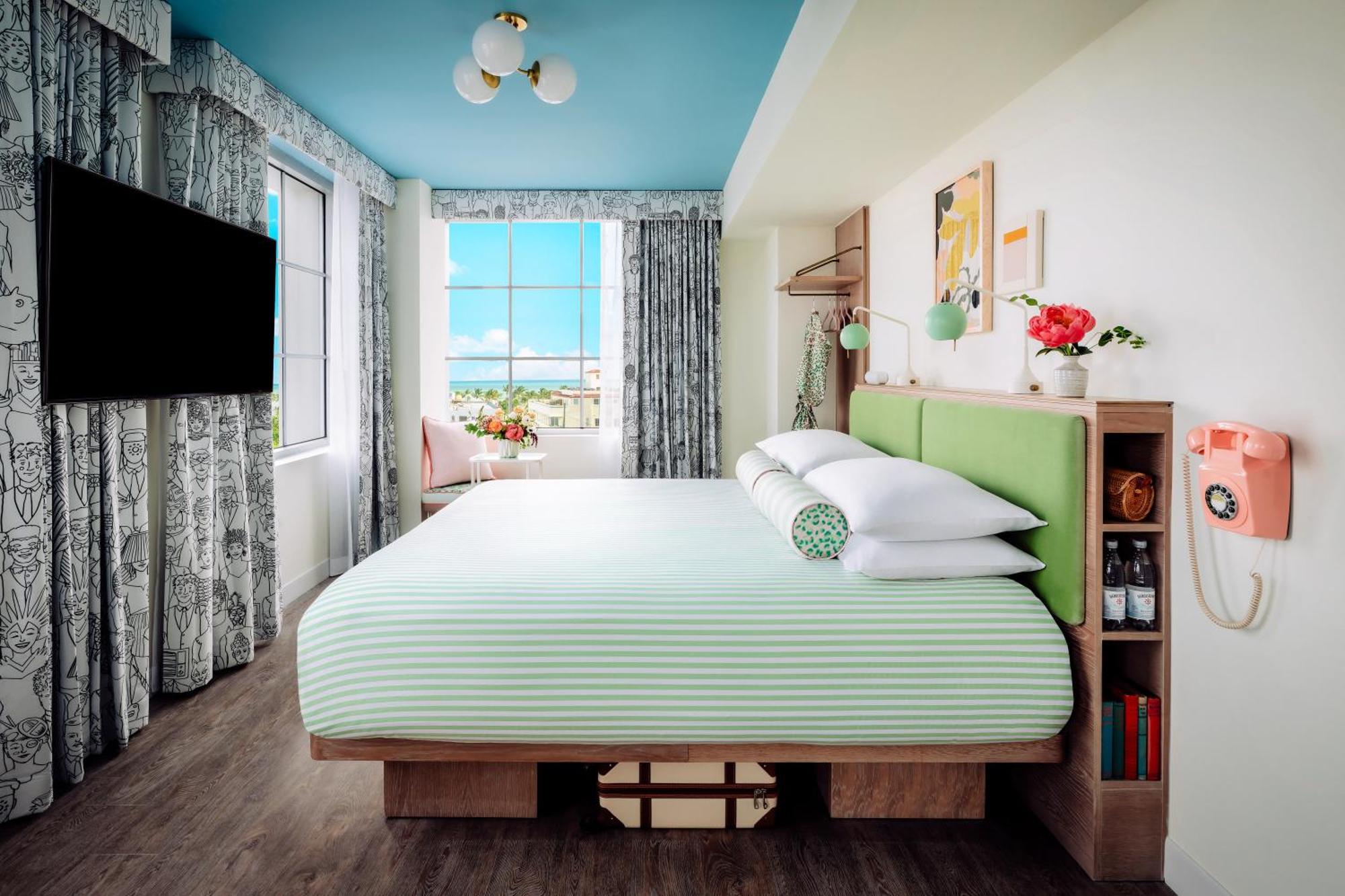 Standard King Room